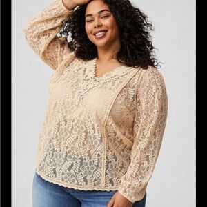 Torrid Cream Lace Blouse 2X
